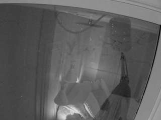 voyeurcam-casa-salsa-bathroom-12