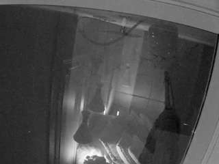 voyeurcam-casa-salsa-bathroom-12