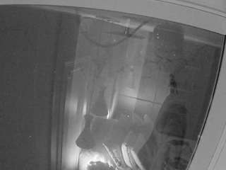 voyeurcam-casa-salsa-bathroom-12