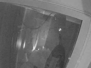 voyeurcam-casa-salsa-bathroom-12