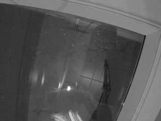 voyeurcam-casa-salsa-bathroom-12