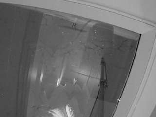 voyeurcam-casa-salsa-bathroom-12