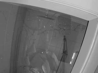 voyeurcam-casa-salsa-bathroom-12