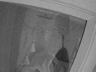voyeurcam-casa-salsa-bathroom-12