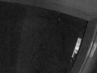 voyeurcam-casa-salsa-bathroom-12