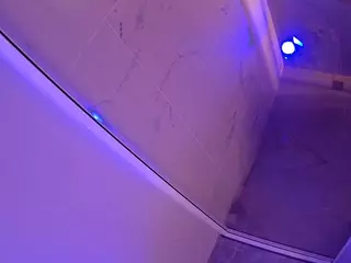 voyeurcam casa salsa bathroom 12's Live Sex Cam Show