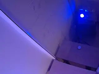voyeurcam casa salsa bathroom 12's Live Sex Cam Show