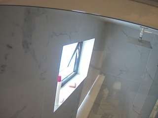 voyeurcam-casa-salsa-bathroom-13