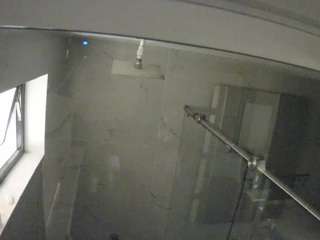 voyeurcam-casa-salsa-bathroom-13