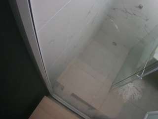 voyeurcam-casa-salsa-bathroom-13