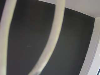 voyeurcam-casa-salsa-bathroom-13