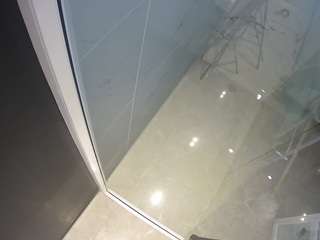 voyeurcam-casa-salsa-bathroom-13