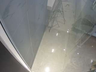 voyeurcam-casa-salsa-bathroom-13