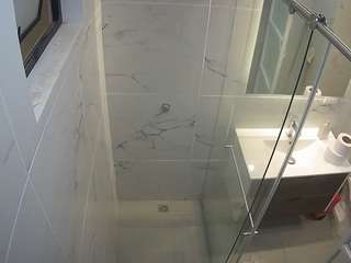 voyeurcam-casa-salsa-bathroom-13