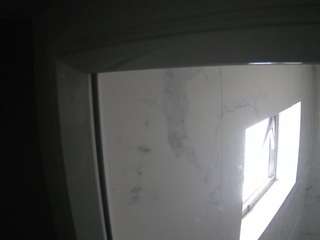 voyeurcam-casa-salsa-bathroom-13