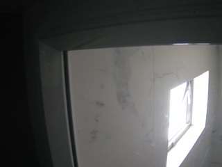 voyeurcam-casa-salsa-bathroom-13