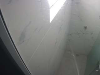 voyeurcam-casa-salsa-bathroom-13