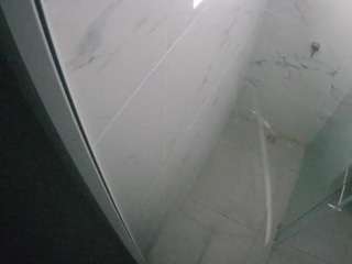 voyeurcam-casa-salsa-bathroom-13