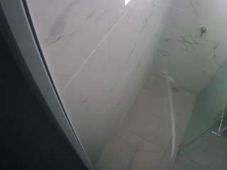 voyeurcam-casa-salsa-bathroom-13