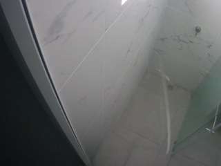 voyeurcam-casa-salsa-bathroom-13