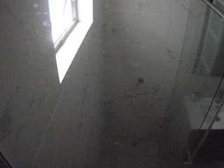 voyeurcam-casa-salsa-bathroom-13