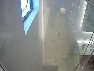 voyeurcam-casa-salsa-bathroom-13