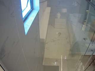 voyeurcam-casa-salsa-bathroom-13