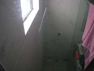 voyeurcam-casa-salsa-bathroom-13