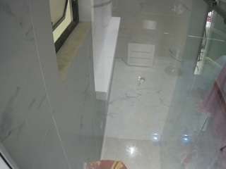 voyeurcam-casa-salsa-bathroom-13