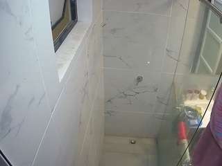 voyeurcam-casa-salsa-bathroom-13