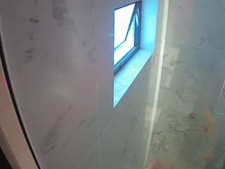 voyeurcam-casa-salsa-bathroom-13