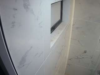 voyeurcam-casa-salsa-bathroom-13