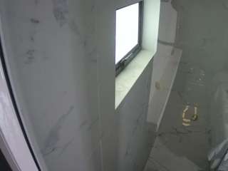 voyeurcam-casa-salsa-bathroom-13