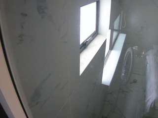 voyeurcam-casa-salsa-bathroom-13
