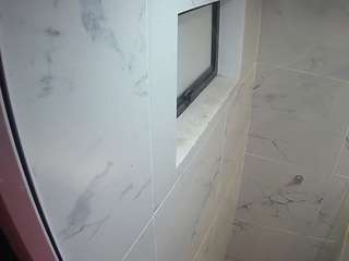 voyeurcam-casa-salsa-bathroom-13