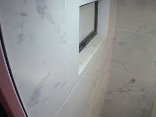 voyeurcam-casa-salsa-bathroom-13