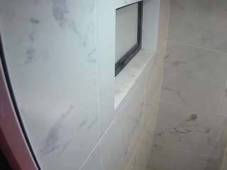 voyeurcam-casa-salsa-bathroom-13