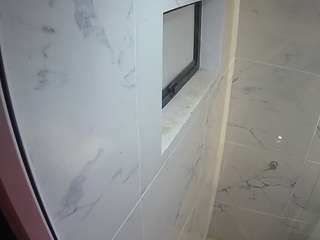 voyeurcam-casa-salsa-bathroom-13