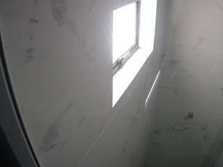 voyeurcam-casa-salsa-bathroom-13