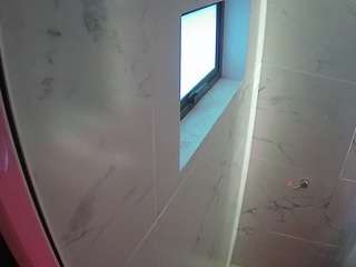 voyeurcam-casa-salsa-bathroom-13