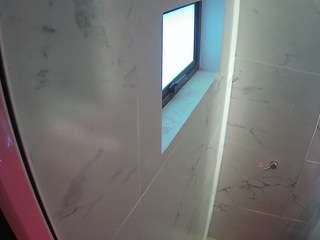 voyeurcam-casa-salsa-bathroom-13