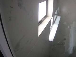 voyeurcam-casa-salsa-bathroom-13