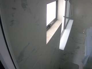 voyeurcam-casa-salsa-bathroom-13