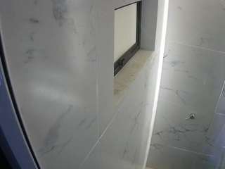 voyeurcam-casa-salsa-bathroom-13