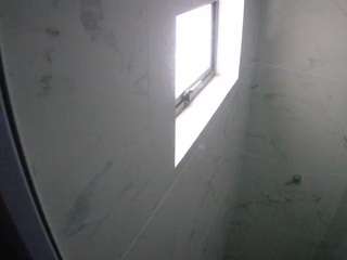 voyeurcam-casa-salsa-bathroom-13