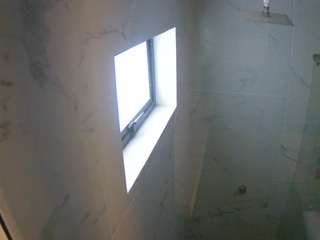 voyeurcam-casa-salsa-bathroom-13