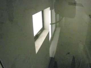 voyeurcam-casa-salsa-bathroom-13