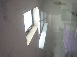 voyeurcam-casa-salsa-bathroom-13