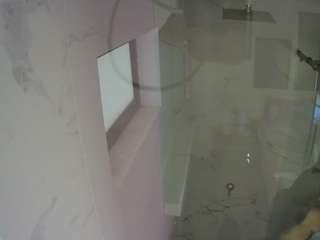 voyeurcam-casa-salsa-bathroom-13
