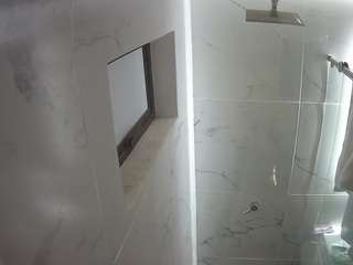 voyeurcam-casa-salsa-bathroom-13